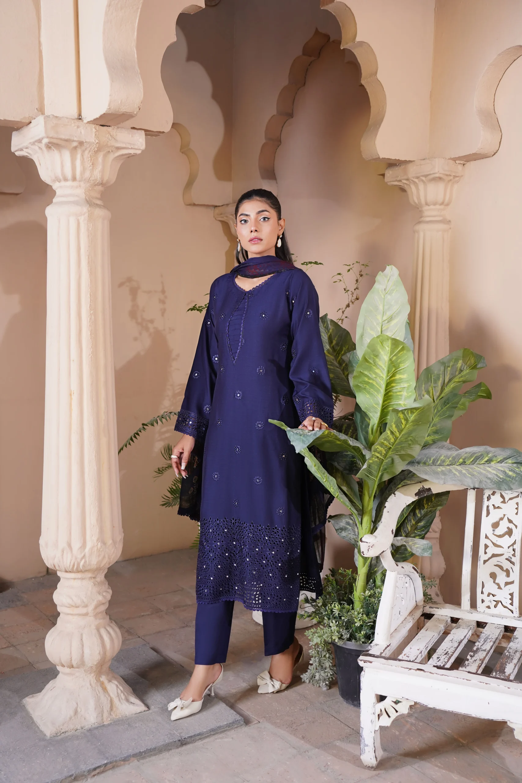 Women's Fashion